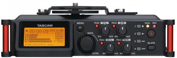 dr-70d_tascam_rear