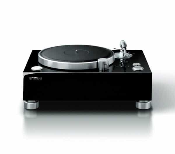 yamaha-turntable-gt-5000-front