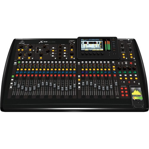 Behringer-X32-01