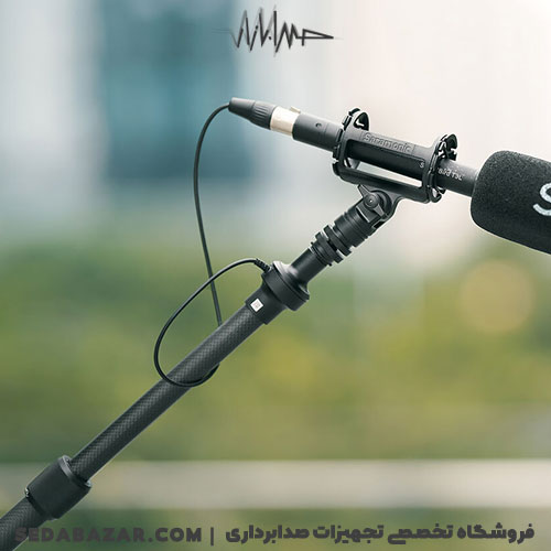 Saramonic-Boompole-Light-08